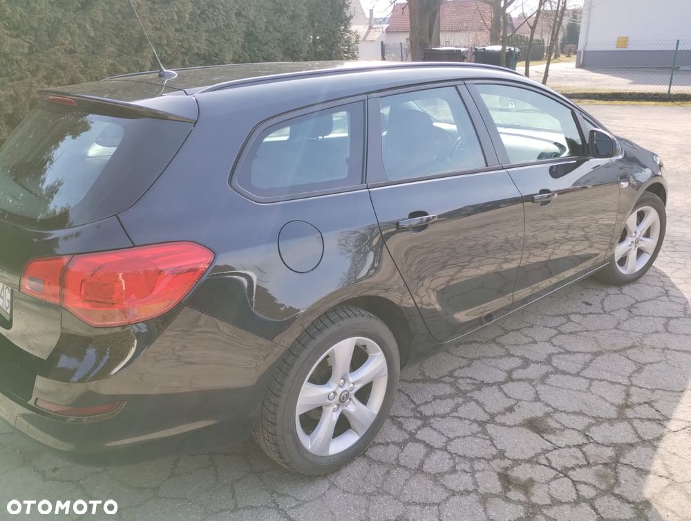 Opel Astra - 8