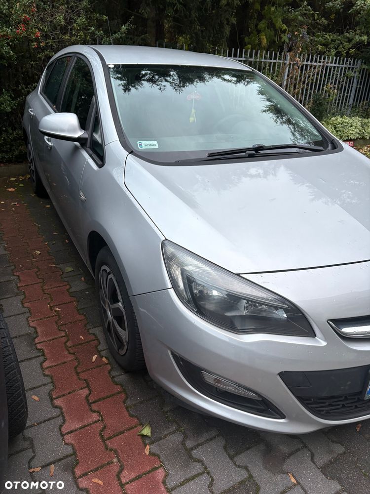 Opel Astra 1.6 - 11