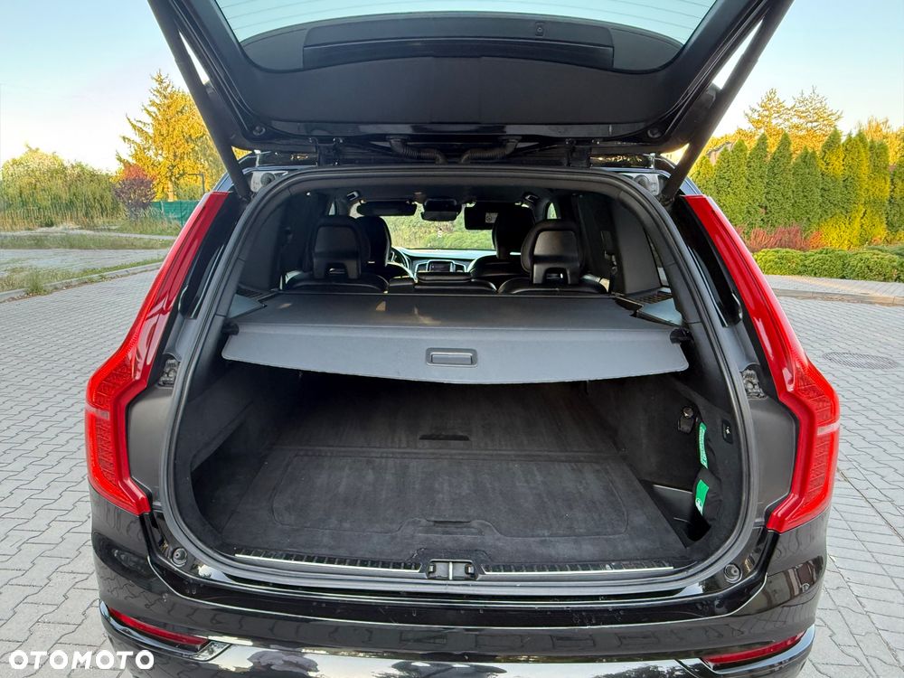 Volvo XC 90 D5 AWD R-Design - 36