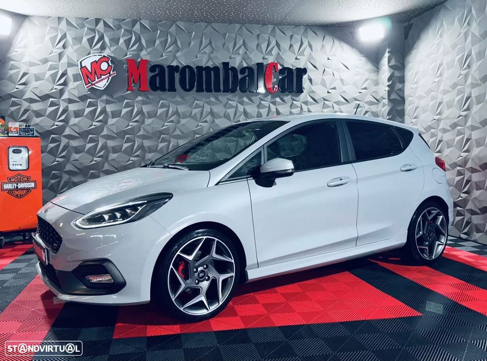 Ford Fiesta 1.5 EcoBoost ST - 11