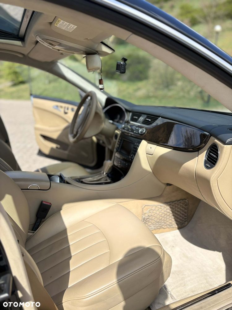 Mercedes-Benz CLS 320 CDI 7G-TRONIC DPF Grand Edition - 20