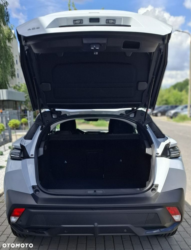 Peugeot 408 - 5