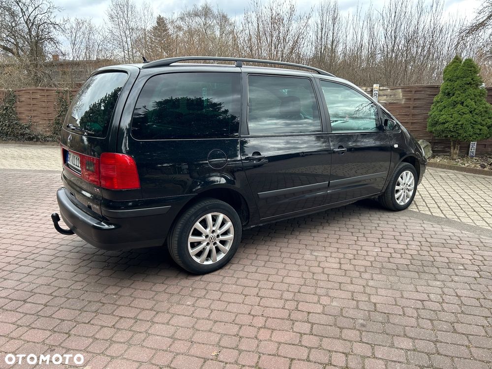 Volkswagen Sharan 1.9 TDI Family - 11