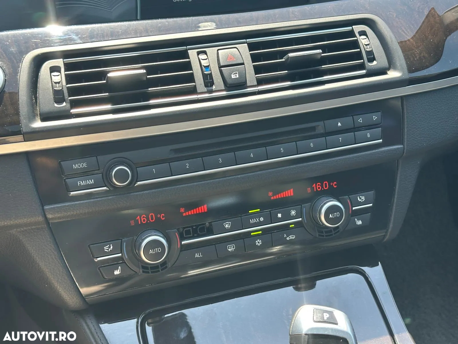 BMW Seria 5 520d Aut. BluePerformance - 30