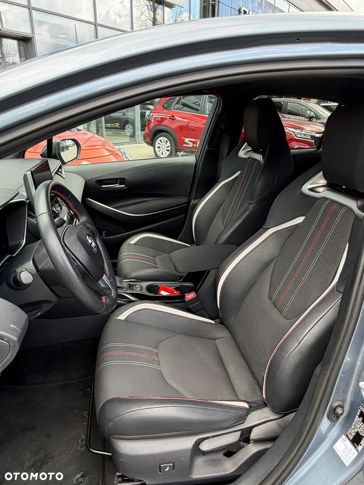 Toyota Corolla 1.8 Hybrid GR Sport - 8