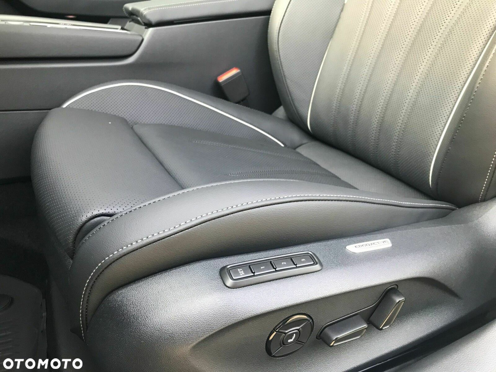 Volkswagen Passat 1.5 TSI EVO Business DSG - 11