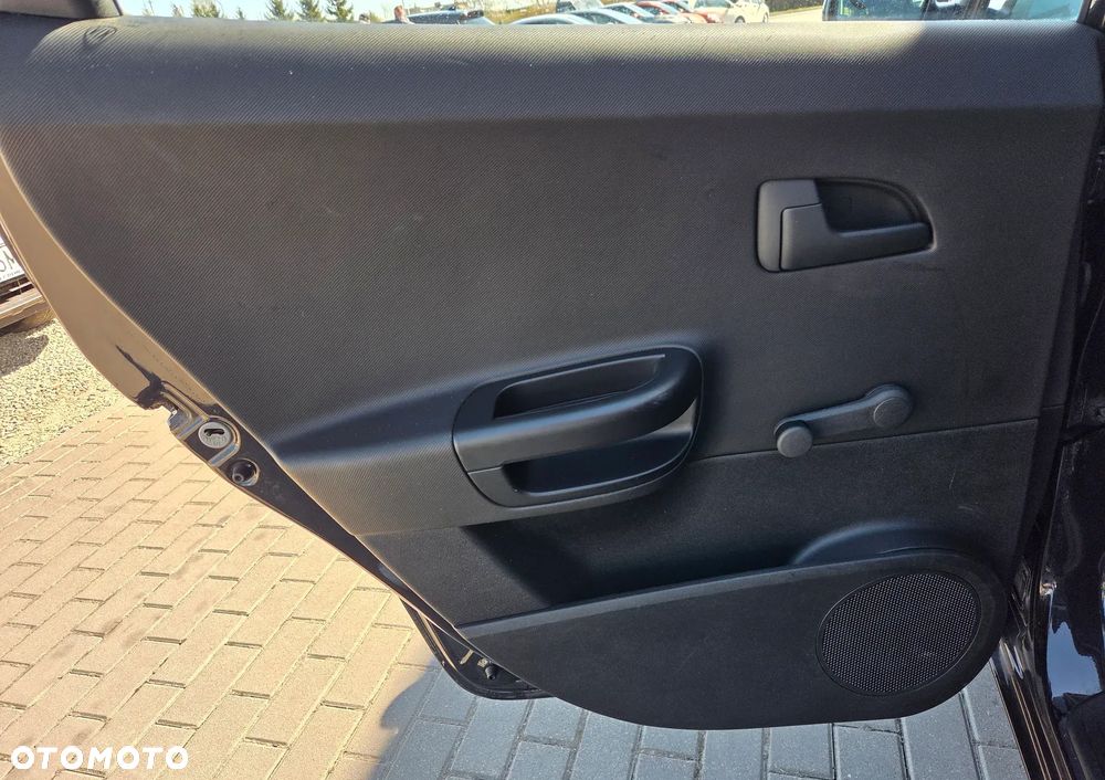Kia Ceed 1.4 CVVT Attract - 25
