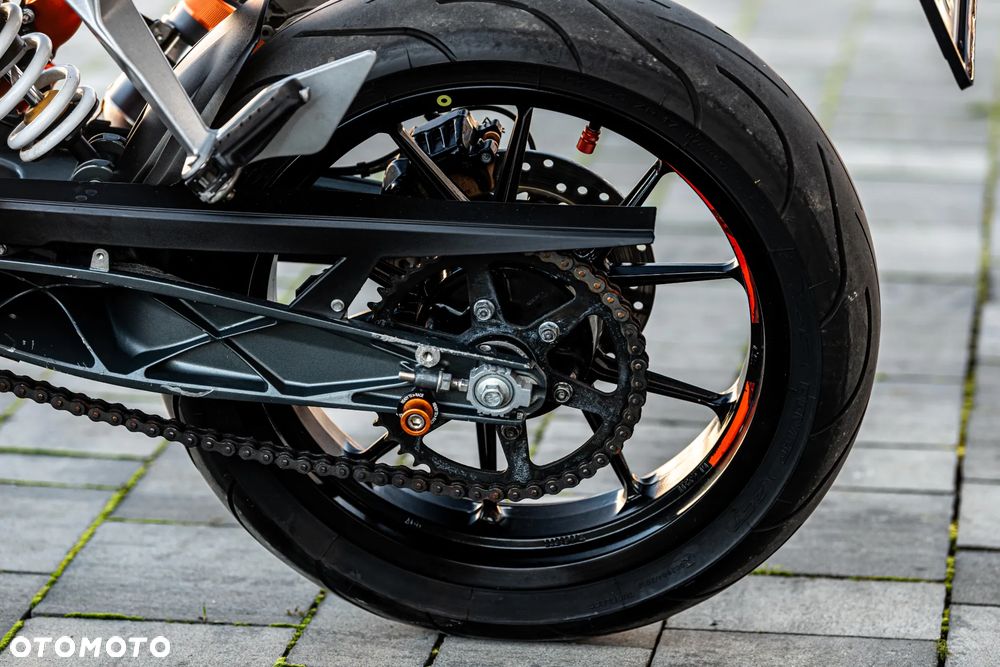 KTM Duke 125 - 17