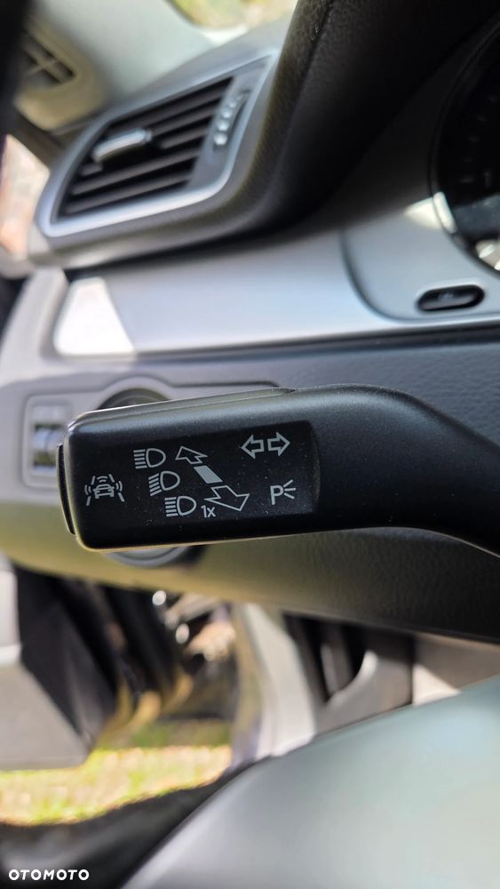 Volkswagen Passat CC 2.0 TDI DPF - 11