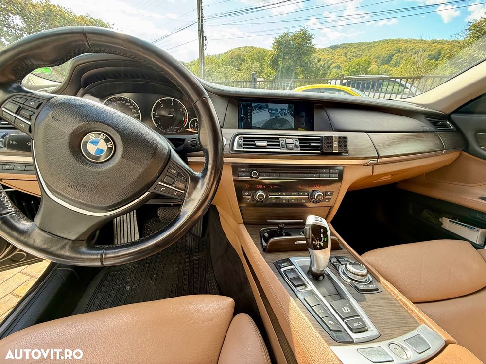 BMW Seria 7 730d - 10