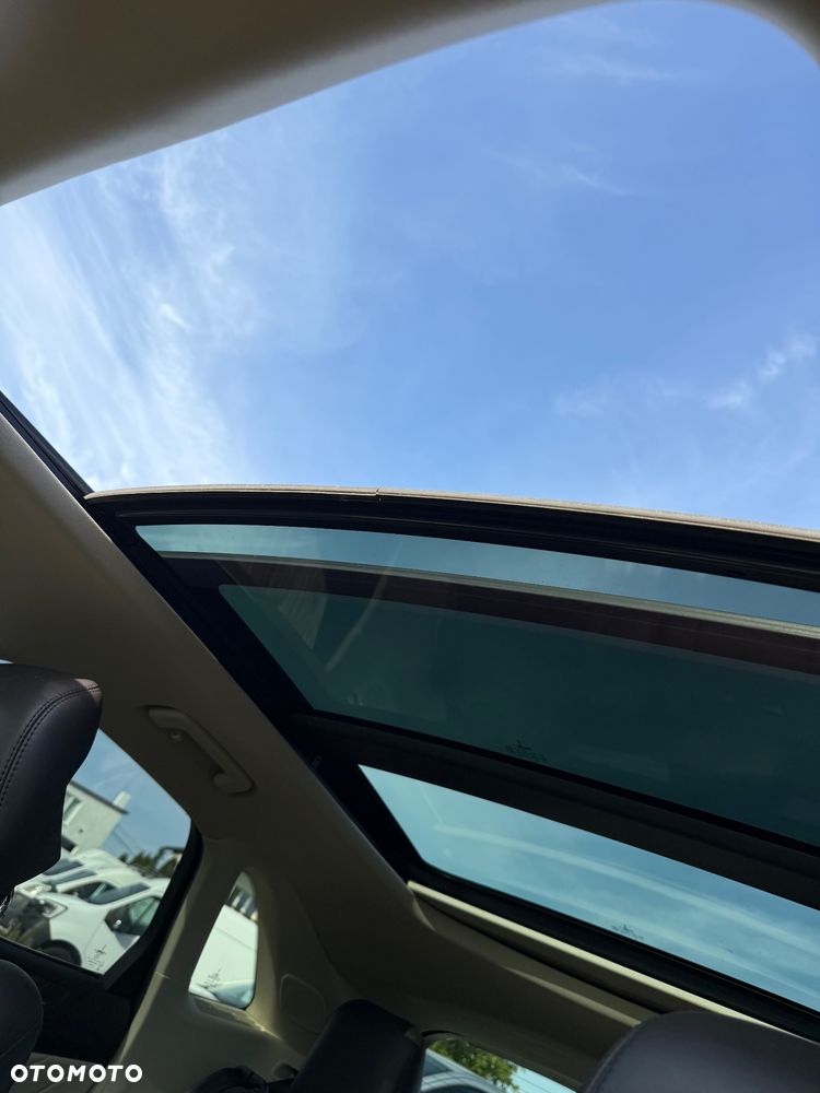 Lincoln MKC - 31