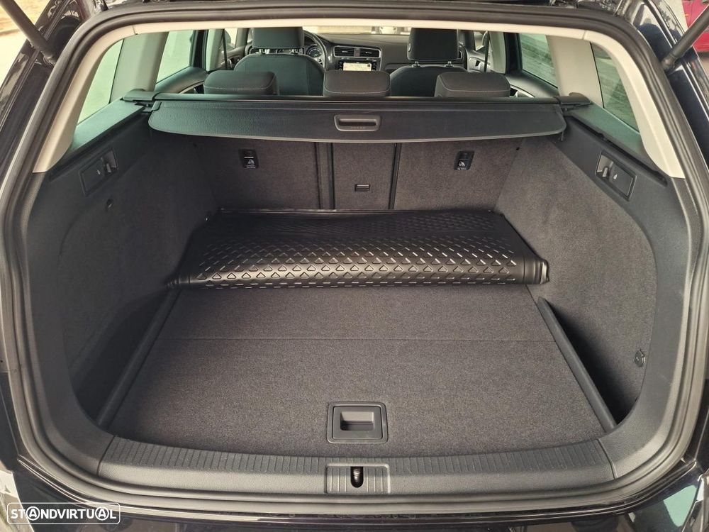 VW Golf Variant 1.0 TSI GPS Edition DSG - 25