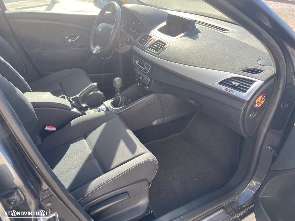 Renault Mégane Sport Tourer 1.5 dCi Dynamique - 9