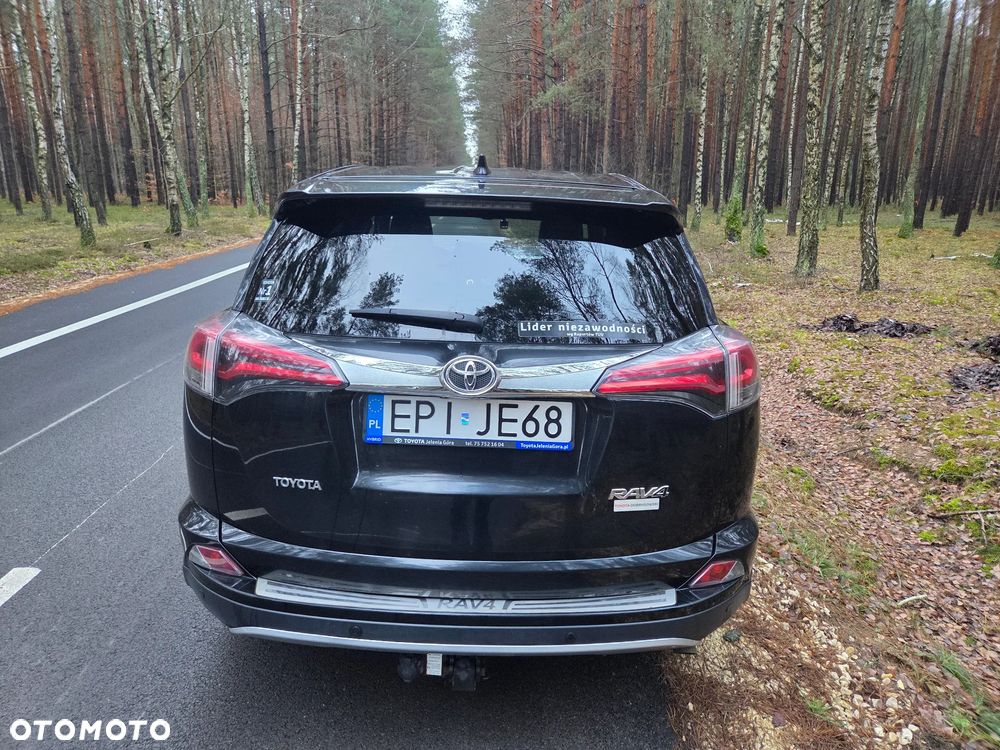 Toyota RAV4 2.0 D-4D Premium 4x2 - 5