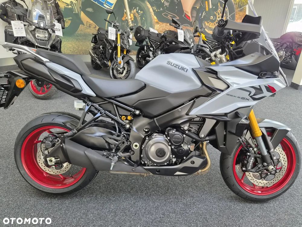 Suzuki GSX 1000 - 16