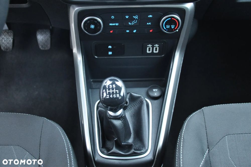 Ford EcoSport - 24