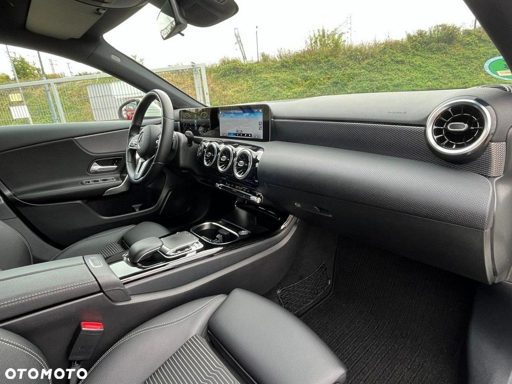 Mercedes-Benz Klasa A 250 4-Matic 7G-DCT - 20