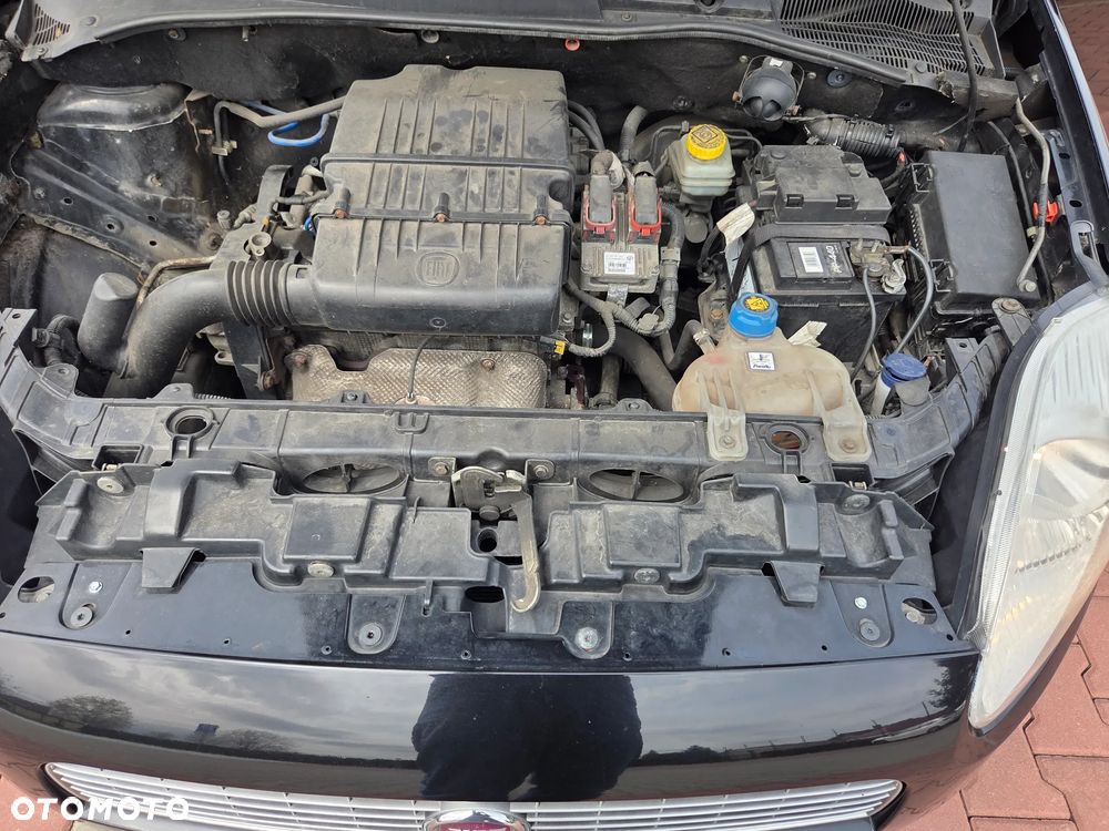 Fiat Grande Punto 1.4 8V Emotion - 40