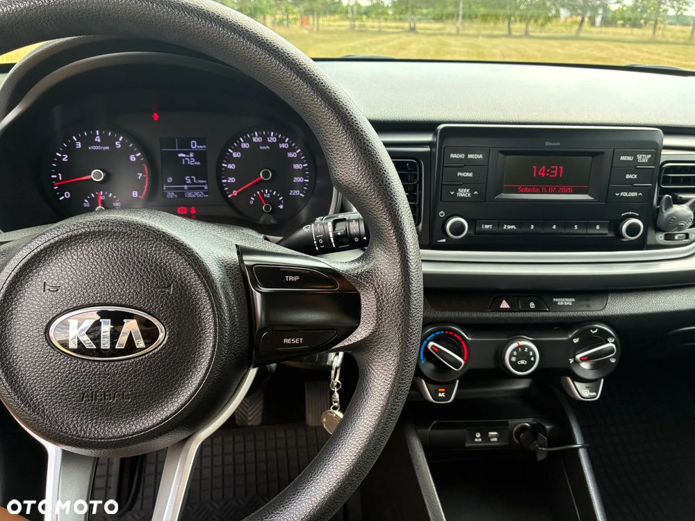 Kia Rio 1.2 M - 8