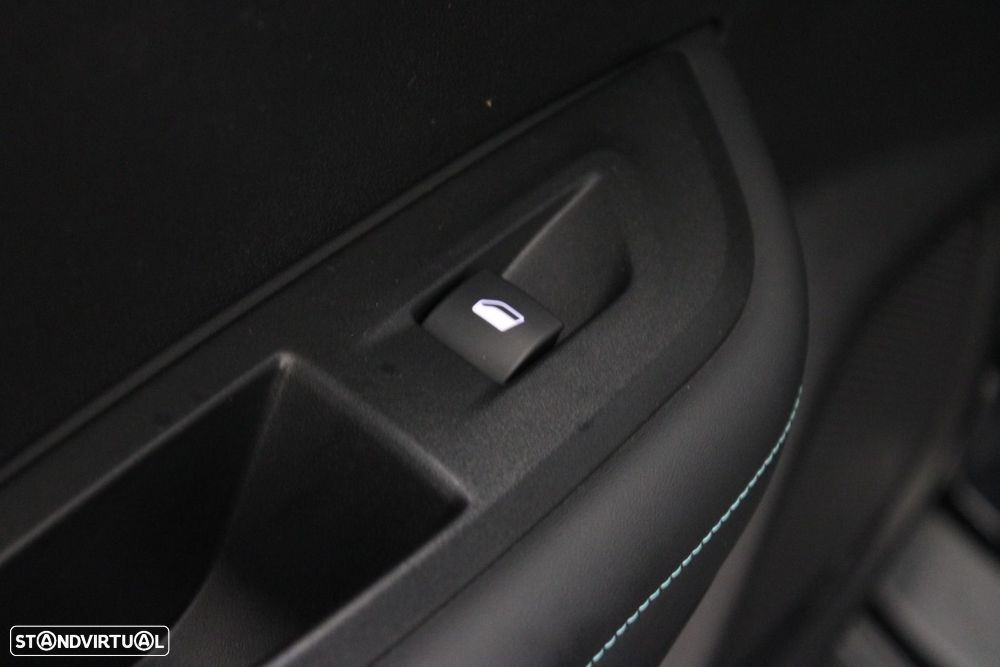 Peugeot e-2008 50 kWh Allure Pack - 30