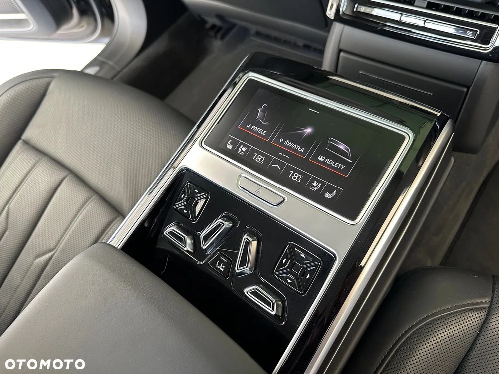 Audi A8 - 11