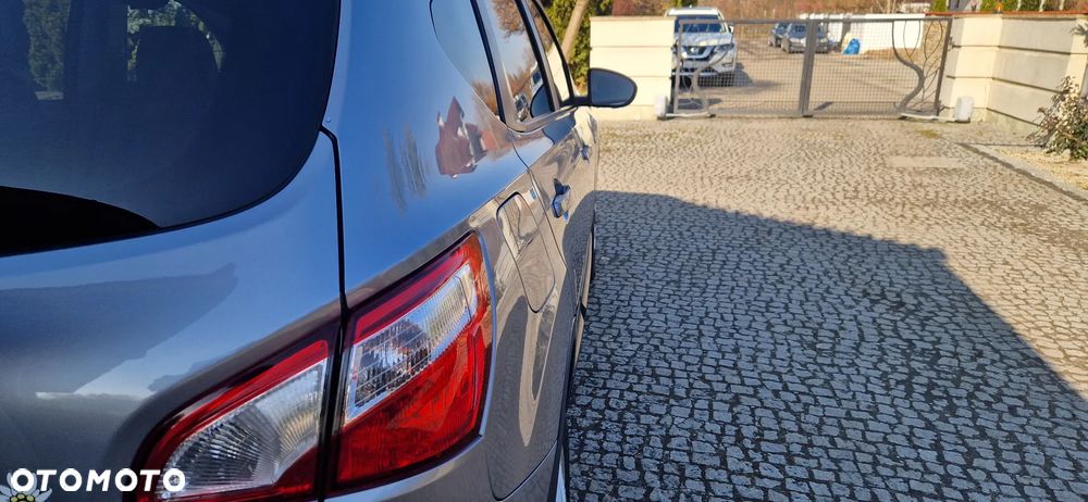 Nissan Qashqai 2.0 360 - 10