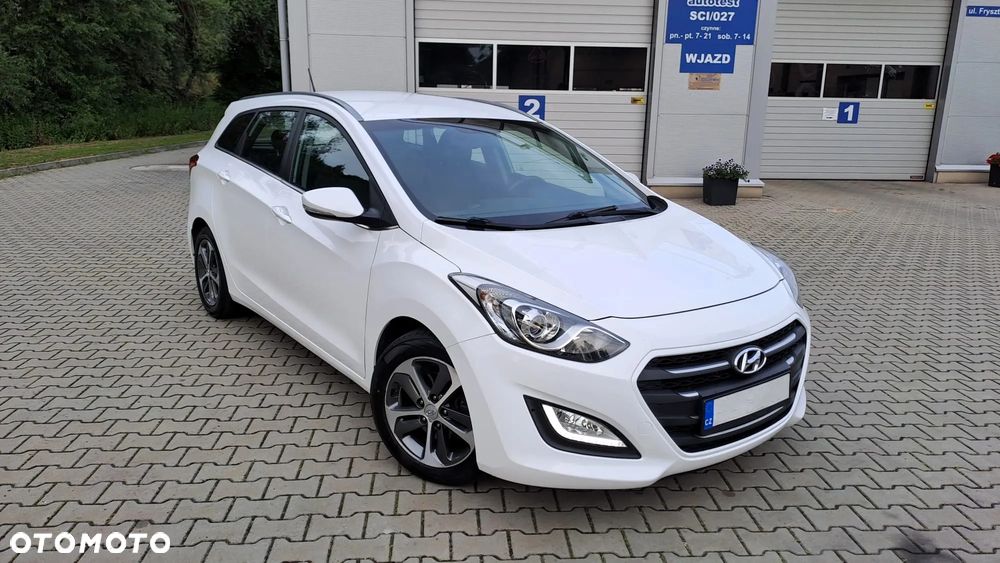 Hyundai i30 1.6 GDI Premium - 1