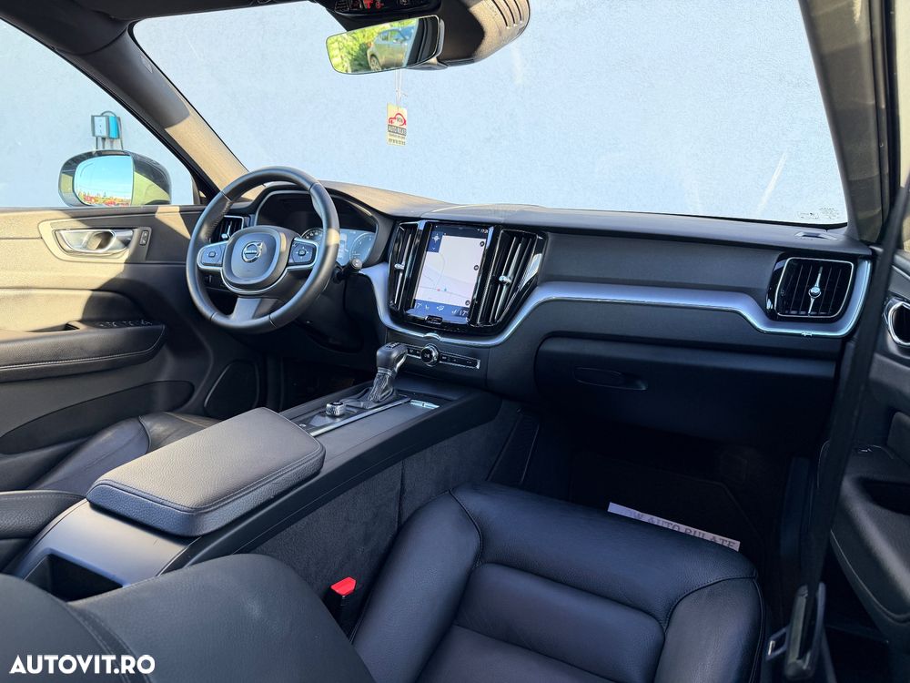 Volvo XC 60 D4 Geartronic Momentum Pro - 21