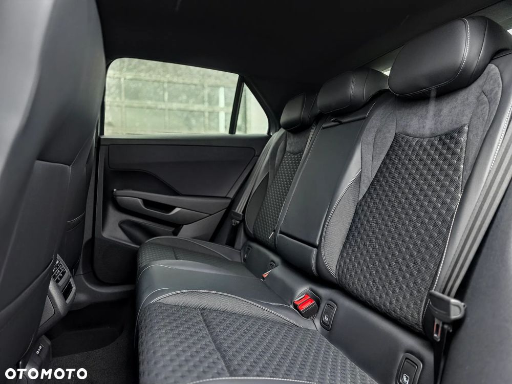 Volkswagen T-Roc 1.5 TSI R-Line DSG - 12