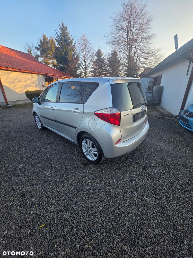 Toyota Verso S 1.4 D-4D Comfort - 6