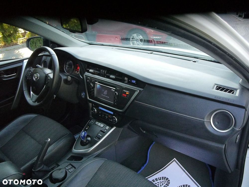 Toyota Auris - 26