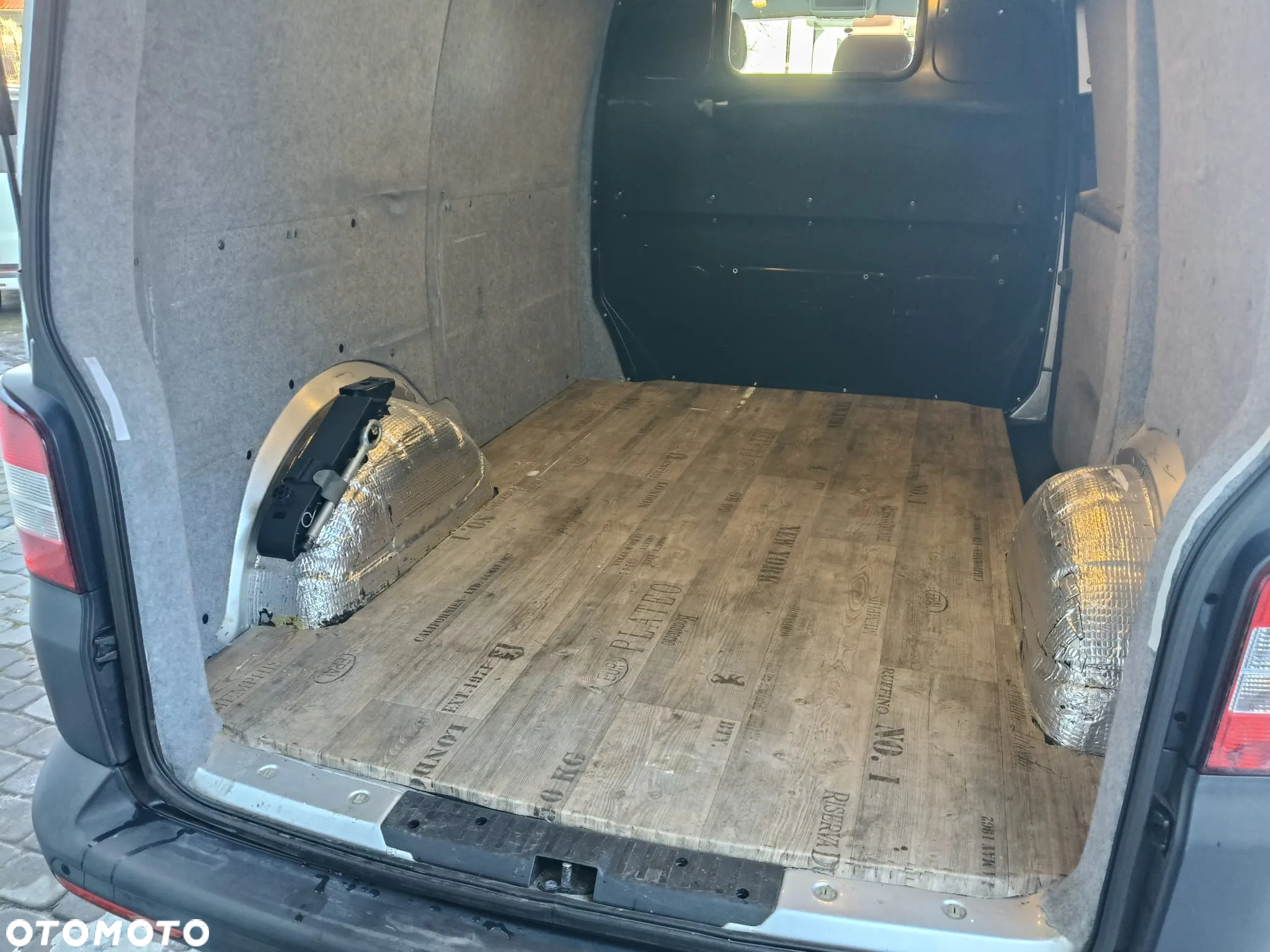 Volkswagen T5 - 8