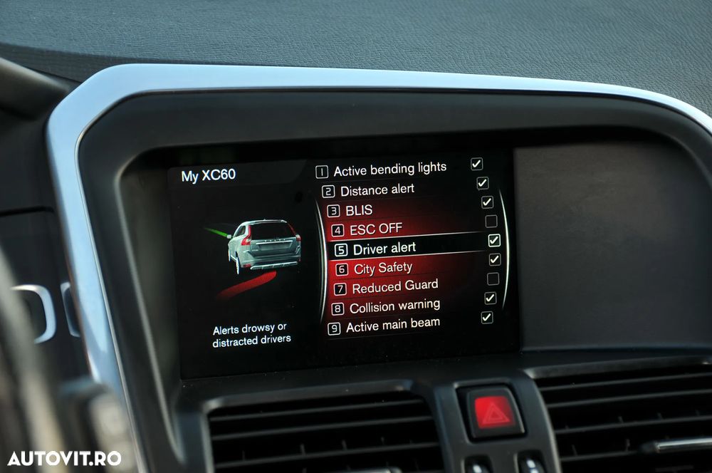 Volvo XC 60 D4 AWD Geartronic Linje Inscription - 31