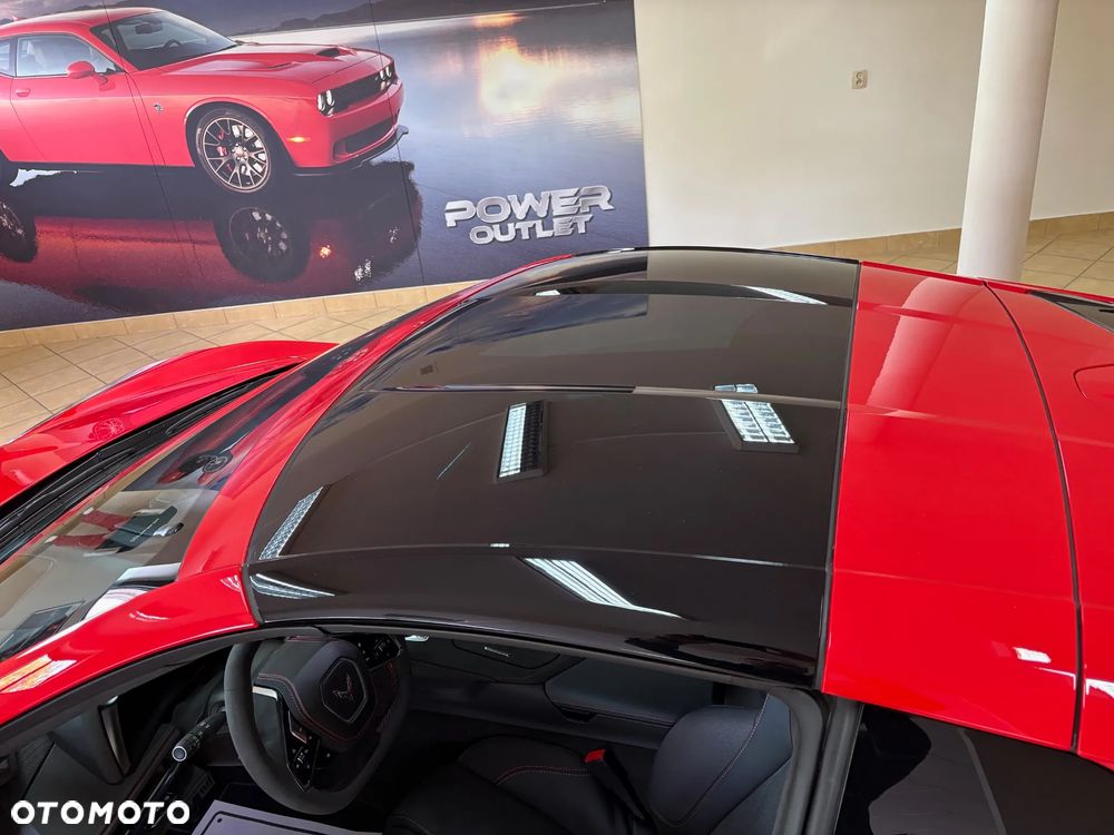 Chevrolet Corvette - 14