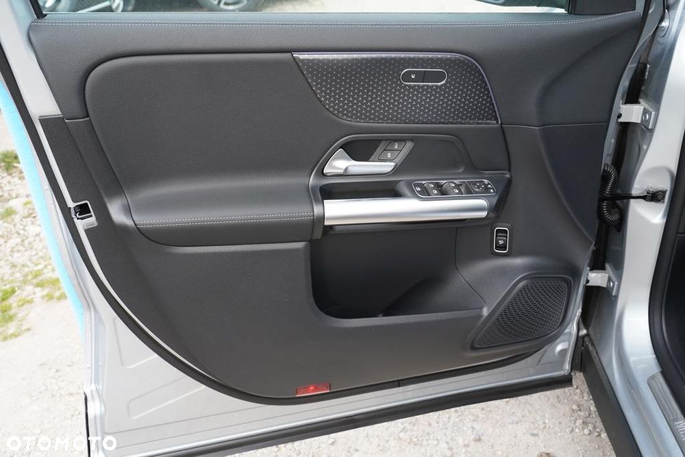 Mercedes-Benz GLA 200 mHEV Progressive 7G-DCT - 10