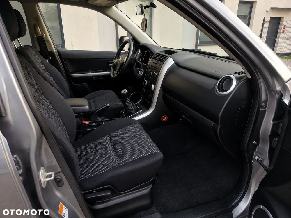 Suzuki Grand Vitara - 10