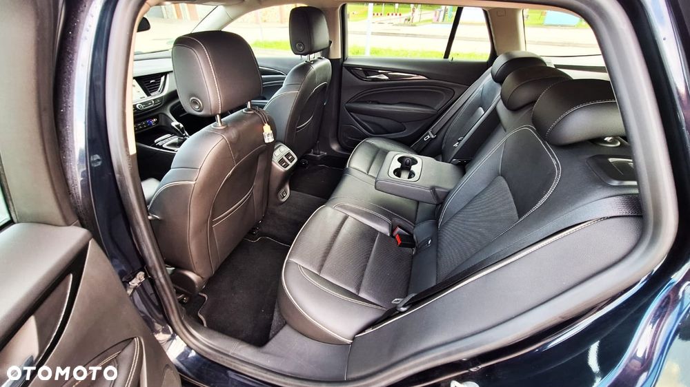 Opel Insignia 2.0 CDTI Exclusive S&S - 11