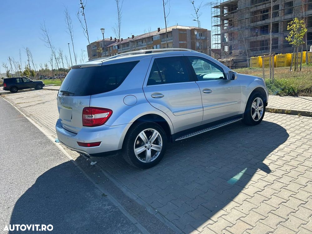 Mercedes-Benz ML - 14