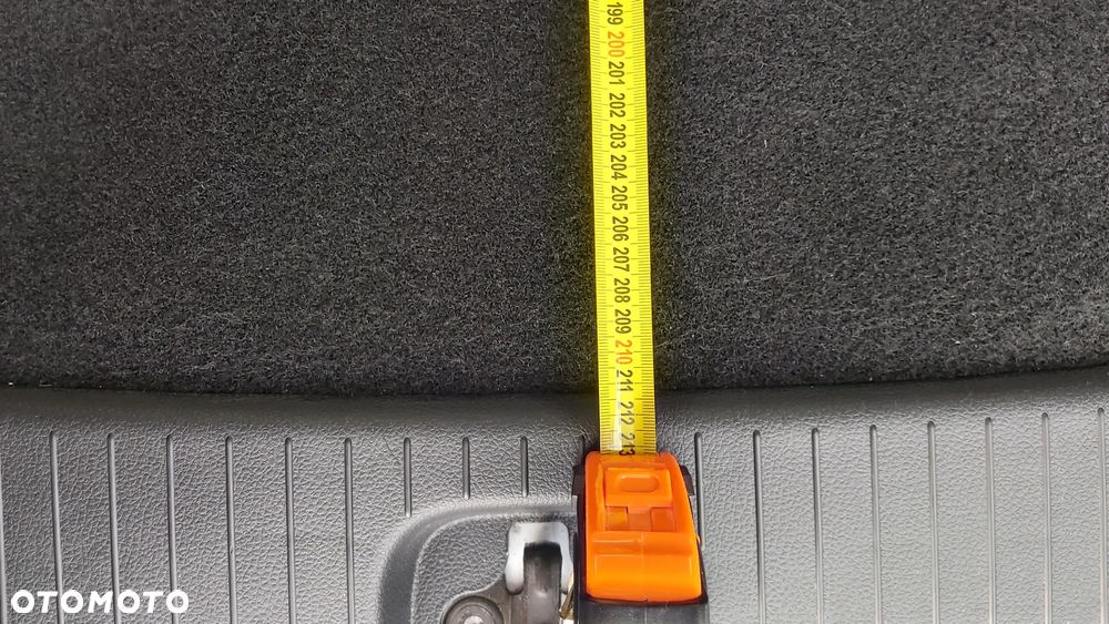 Ford Tourneo Connect Grand - 17