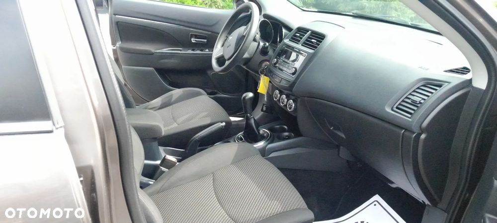 Mitsubishi ASX 1.6 2WD Edition - 23