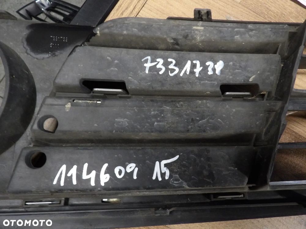 BMW - F10,F11 - KRATKA ZDERZAKA - PRAWA/LEWA - CENA ZA 1 SZT - 7331738  7331737 - 2