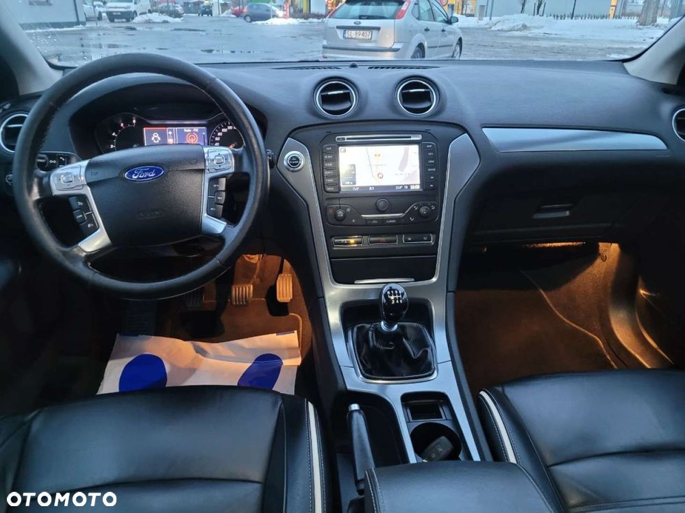 Ford Mondeo 2.0 TDCi Titanium - 21