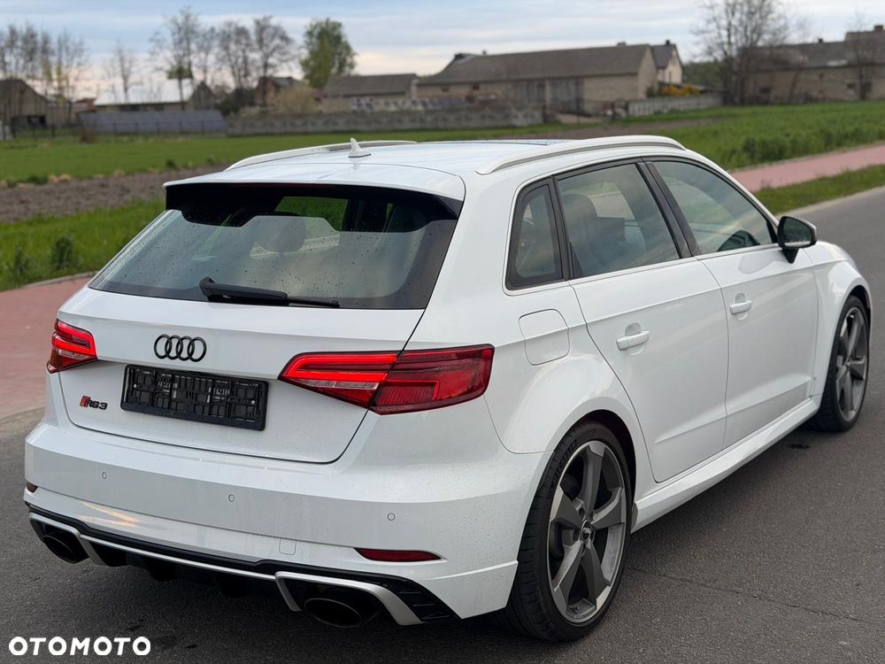 Audi RS Q3 Sportback - 4