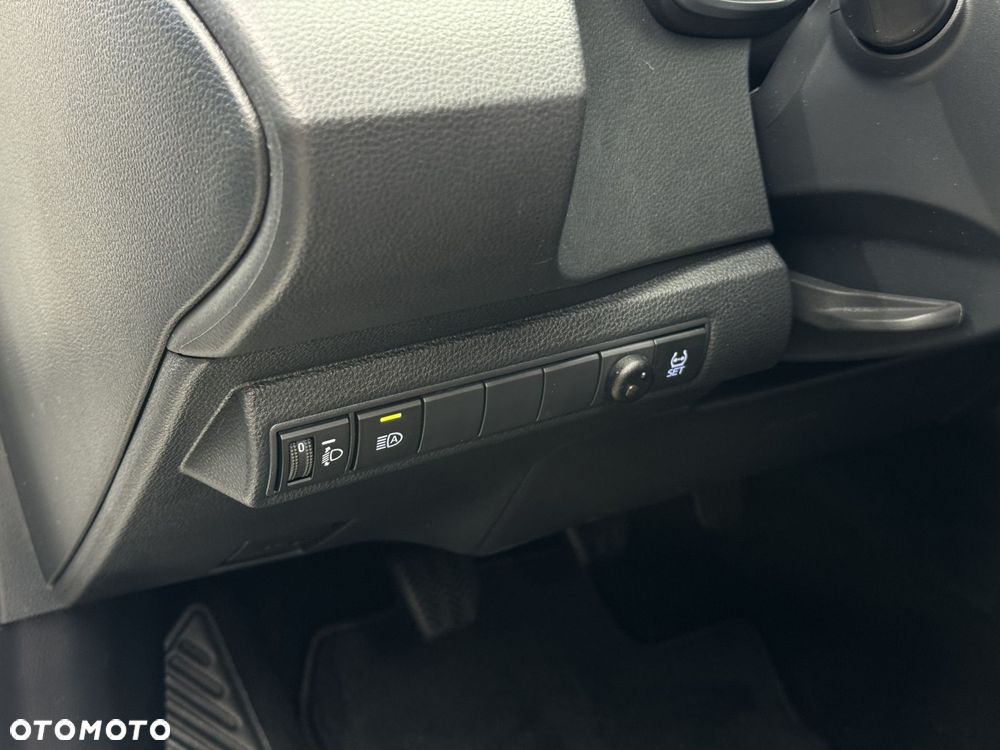 Toyota Corolla 1.5 Comfort - 23
