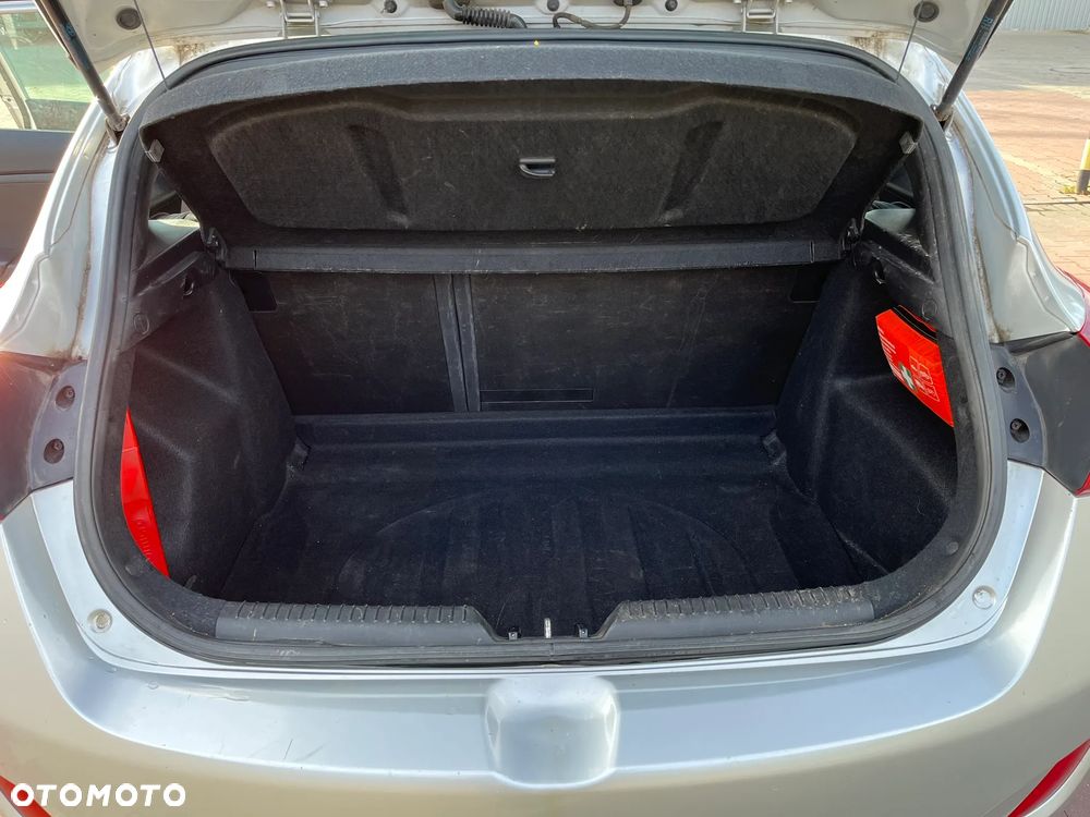 Hyundai i30 - 16