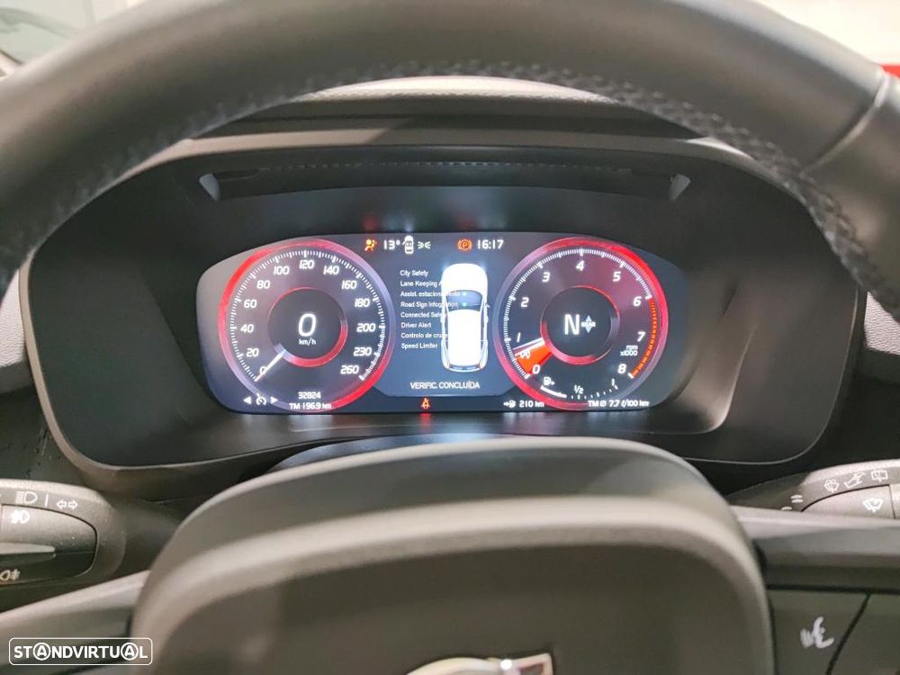 Volvo XC 40 1.5 T2 Momentum - 6