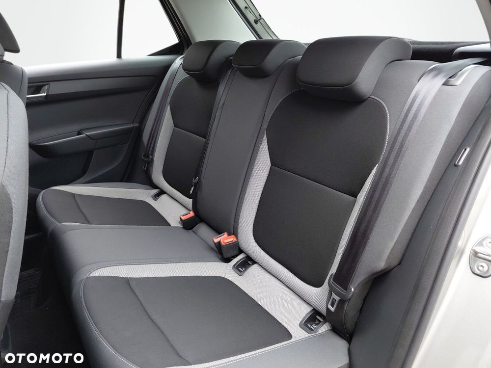 Skoda Fabia 1.2 TSI Ambition - 11