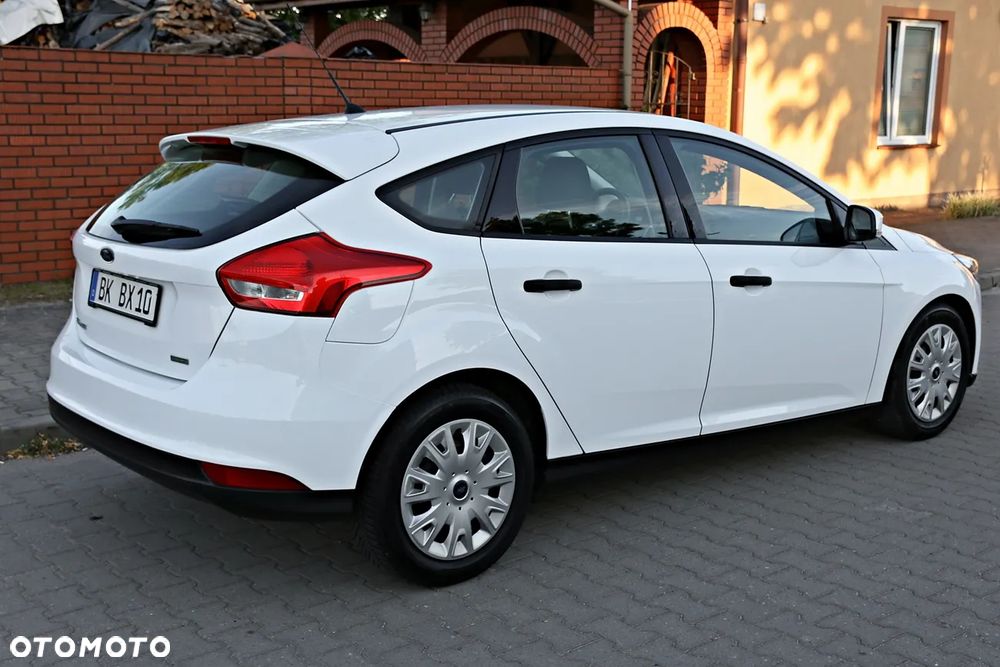 Ford Focus - 12