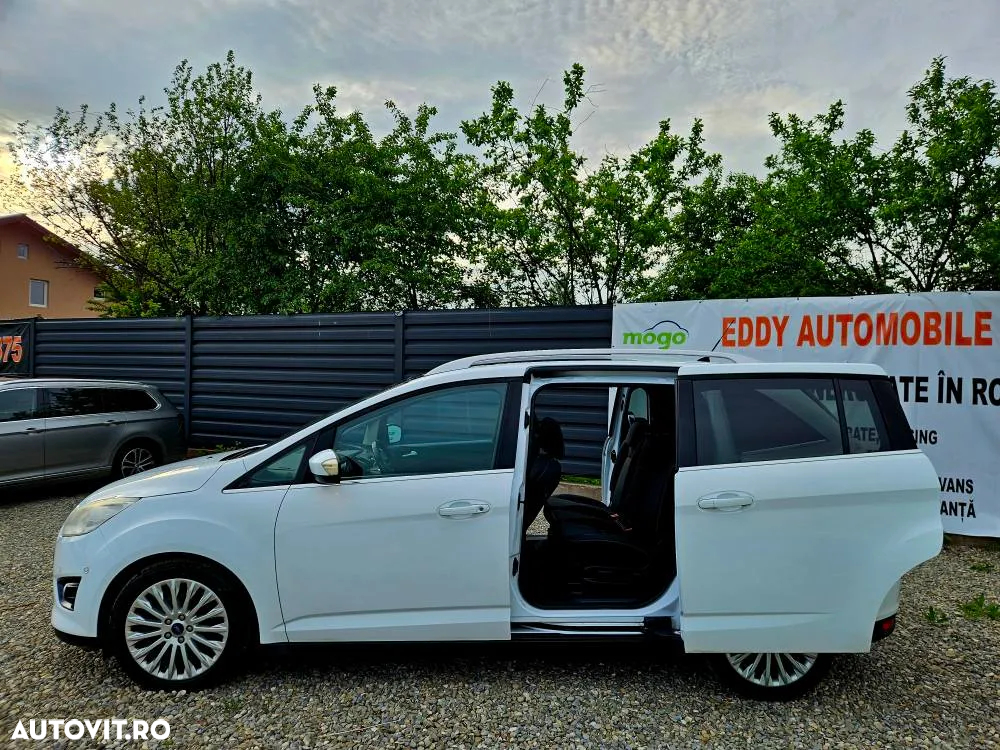 Ford Grand C-Max 1.6 TDCi Titanium - 11