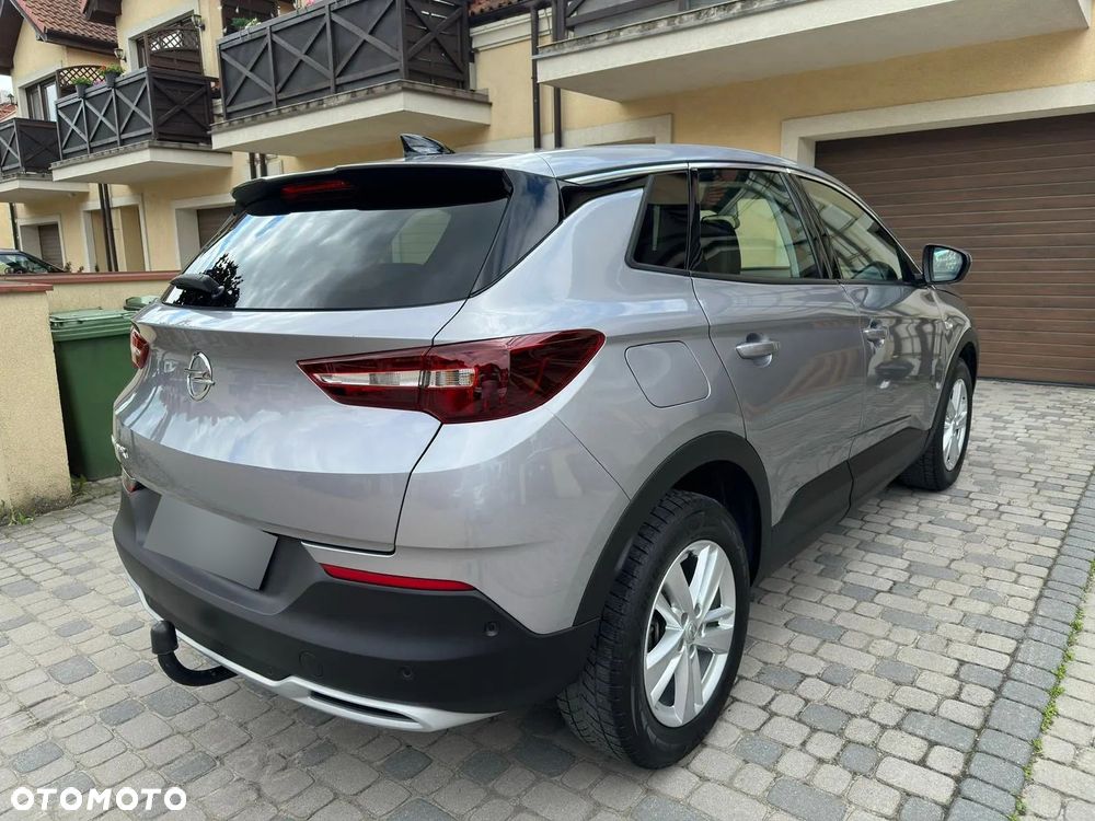 Opel Grandland X 1.2 T Enjoy S&S - 4